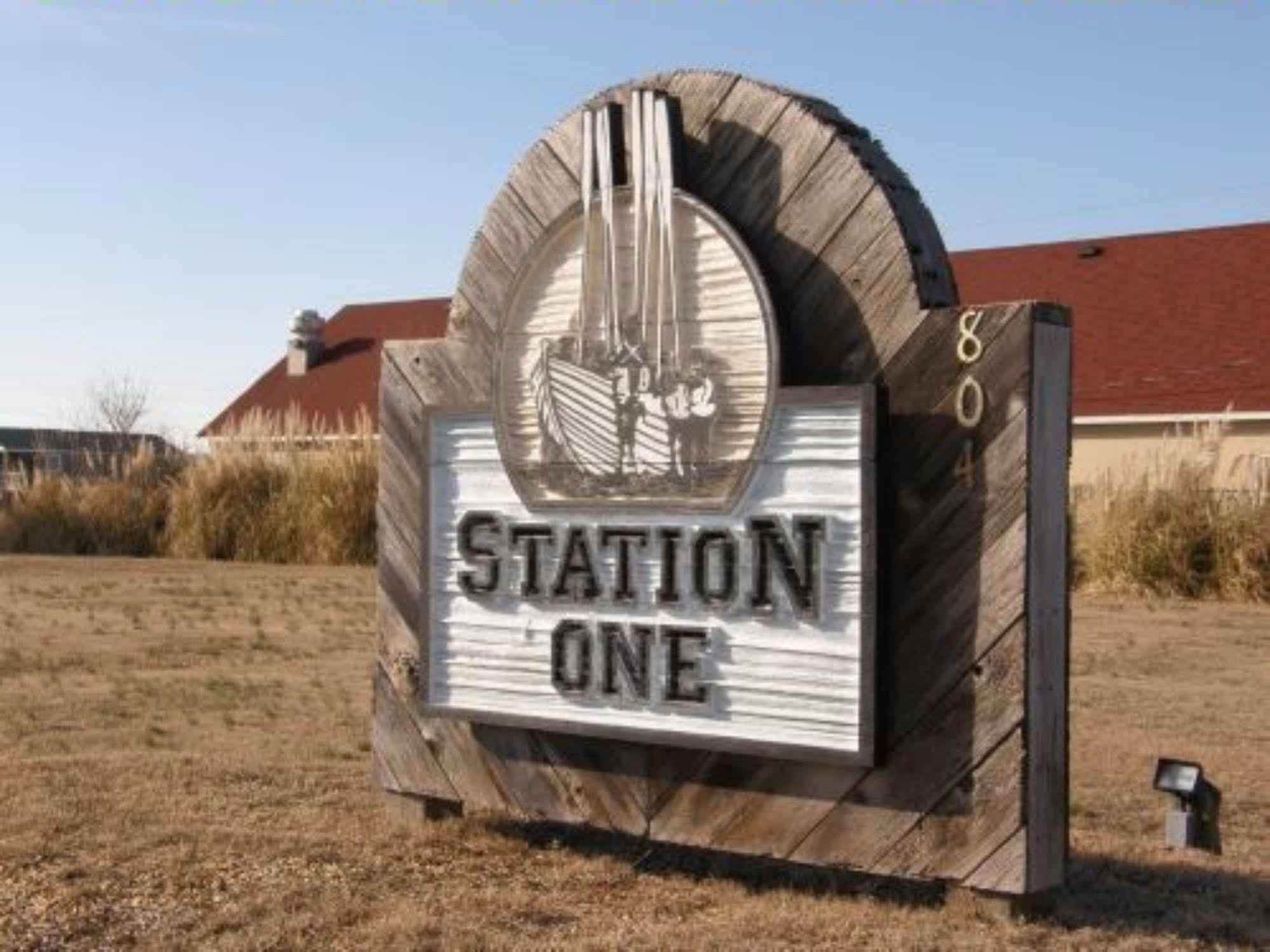 Station One By Kees Vacations Aparthotel Кил Девил Хилс Екстериор снимка